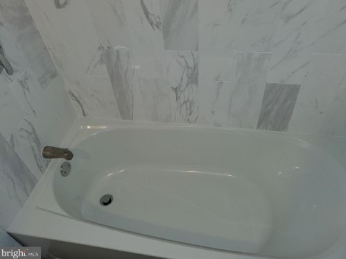 42 Bayberry Ln, Willingboro NJ  08046-1608 exterior