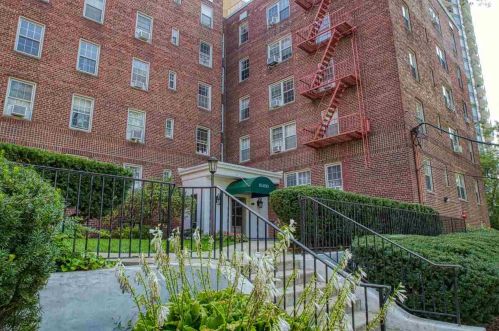 8300 Boulevard, North Bergen NJ  07047-6013 exterior