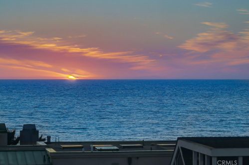 413 Bayview Dr, Manhattan Beach CA  90266-5717 exterior