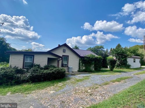 1410 Buchanan Trl, Mc Connellsburg, PA 17233-8211