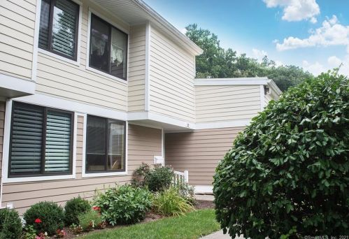 12 Keeler Close, Ridgefield, CT 06877-3918
