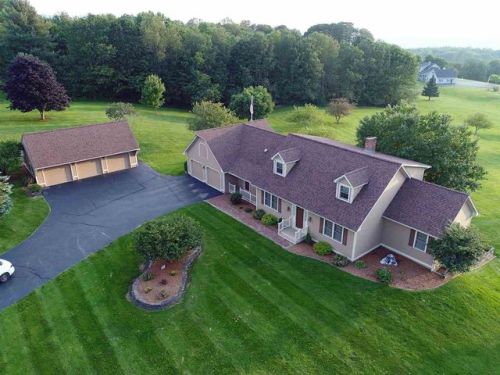 85 Sugarwoods Rd, Barre, VT 05641-8911