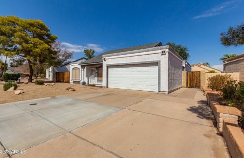 18655 45th Dr, Glendale, AZ 85308-4494