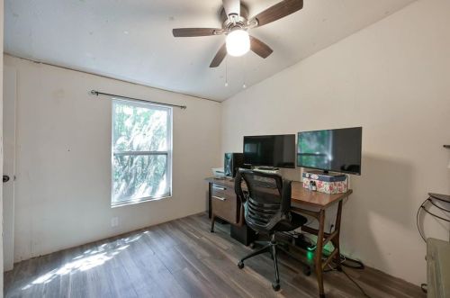 16501 Williams Rd, Conroe TX 77303-3496 exterior