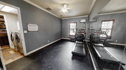 1313 Cayenne Dr, Lewisville TX  75028-3491 exterior