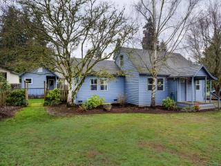 870 Brookwood Ave, Beaverton, OR 97123-7527