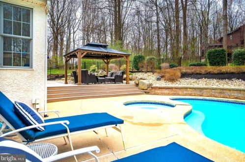 1350 Skelp Level Rd, Downingtown PA  19335-4042 exterior