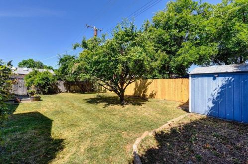 10909 Walnutwood Way, Rancho Cordova CA  95670-5114 exterior