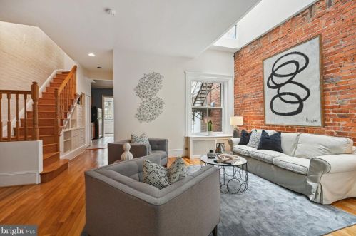 1858 Mintwood Pl, Washington, DC 20009-1918