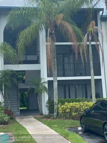 1007 Green Pine Blvd, West Palm Beach, FL 33409-7016