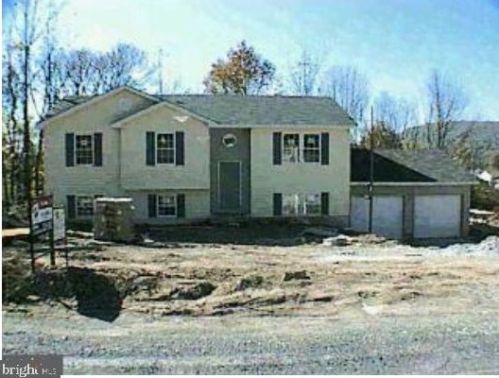 27 Sunfish Trl, Charnita, PA 17320-8515