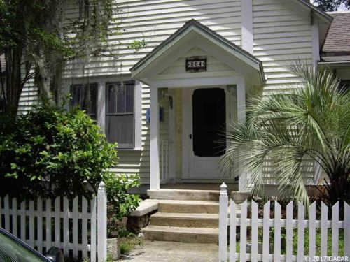 204 3rd Ave, Gainesville, FL 32601-3407