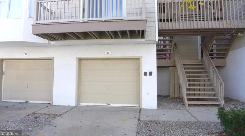 32 Coquille Beach Dr, Brigantine City, NJ 08203-1150