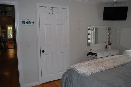 34 Tower Hill Rd, Cumberland RI  02864-1524 exterior