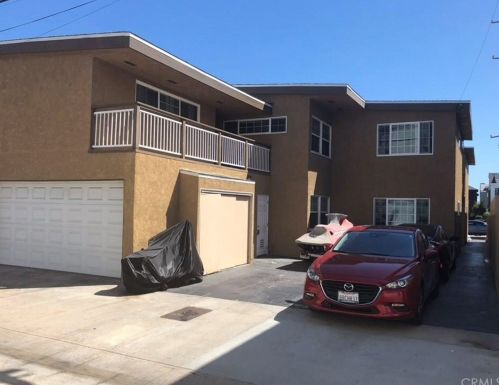 1216 Balboa Blvd, Newport Beach CA  92661-1420 exterior