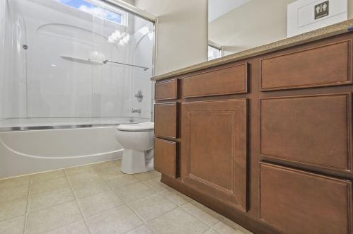 7818 Narrow Leaf Ct, Blacklick OH  43004-6047 exterior