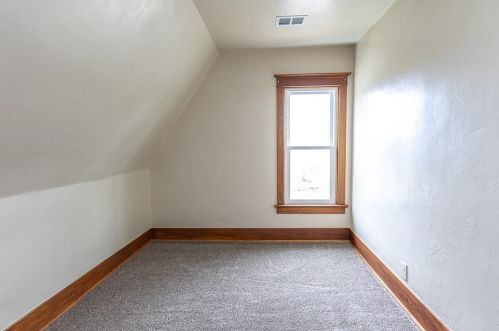 527 Elizabeth St, Mishicot WI  54228-6008 exterior