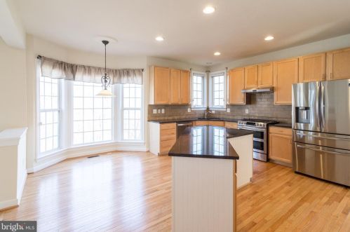 1626 Chickasaw Pl, Leesburg VA  20176-6622 exterior