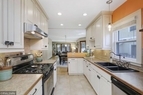 5236 Washburn Ave, Minneapolis MN  55410-2443 exterior