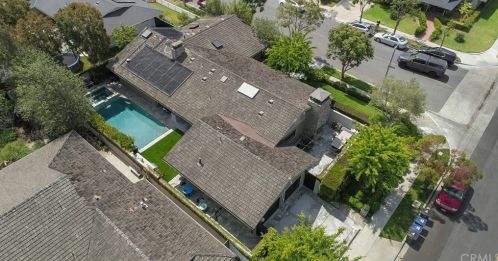 2050 Shipway Ln, Newport Beach CA  92660-4336 exterior