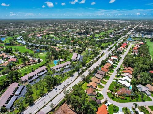 5825 Rattlesnake Hammock Rd, Naples FL  34113-3508 exterior