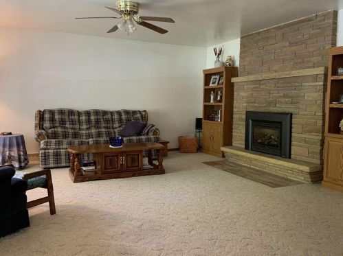 1227 Fisk St, Green Bay, WI 54304-2219