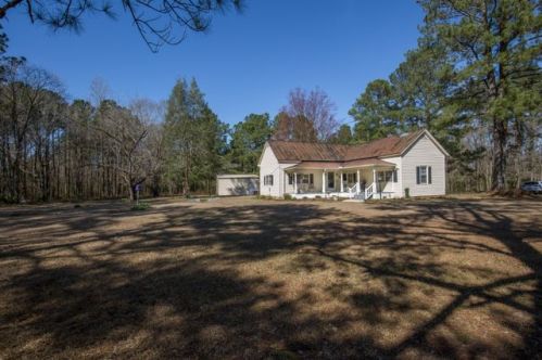 141 Truman Ln, Beulaville, NC 28518-6678