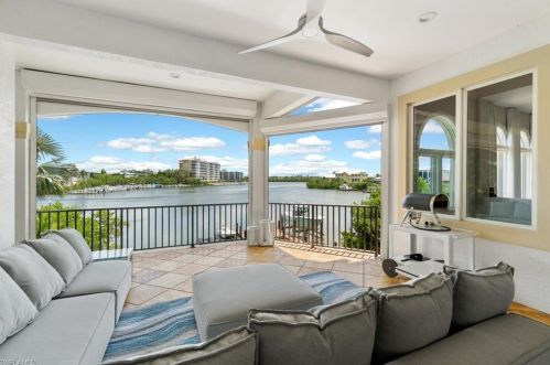 50 Southport Cv, Bonita Springs, FL 34134-8540