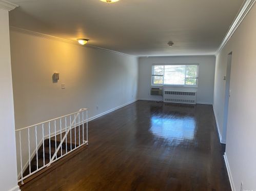 416 Dawson Ln, Muttontown NY  11753-2555 exterior