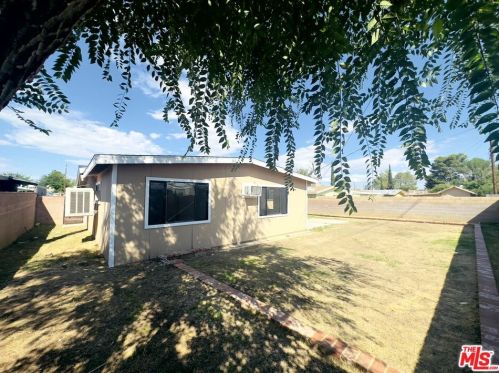 44648 Gingham Ave, Lancaster, CA 93535-3037