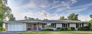 202 Powells Valley Rd, Powells Vly, PA 17032-9128