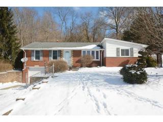 5046 Don St, Finleyville, PA 15332-1110