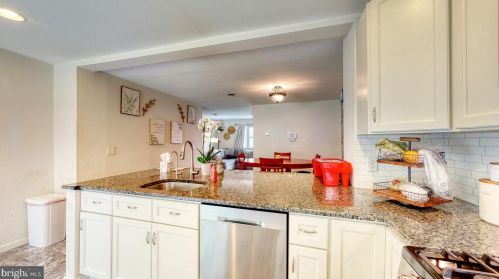 54 Hilldale Rd, Dover DE  19901-3315 exterior