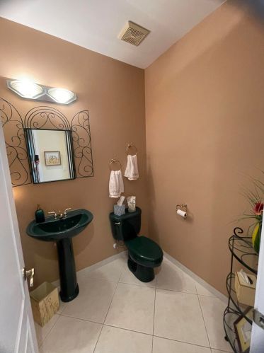 7110 Veneto Dr, Boynton Beach FL  33437-3741 exterior