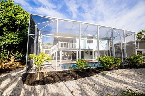1388 Tahiti Dr, Sanibel FL  33957-2614 exterior
