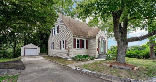 655 Main St, Norwich, CT 06360-6056