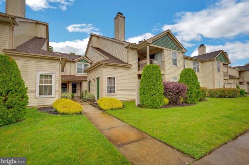 266 Steeplechase Ct, West Deptford, NJ 08096-6806