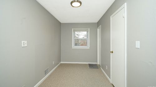 11 Blossom Ave, Holtsville NY  11742-1704 exterior