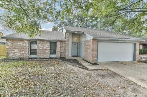 8606 Huntermoor Cir, Humble, TX 77338-2111