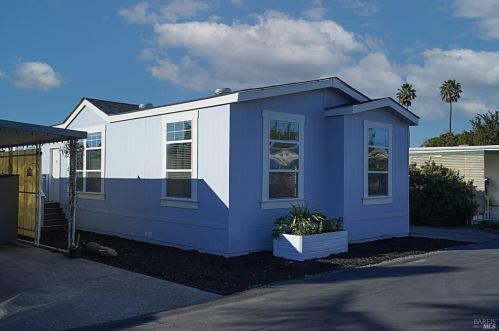 2313 Squire Ln, Santa Rosa, CA 95404-6318