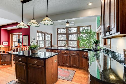 668 Crimson Leaf Trl, Saint Paul MN 55123-3045 exterior