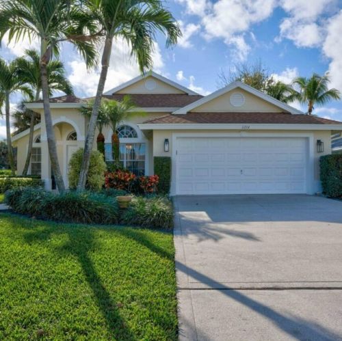 6014 Adams St, Jupiter, FL 33458-6733