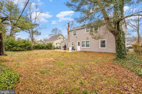 127 Somerset Dr, Willingboro NJ  08046-1415 exterior