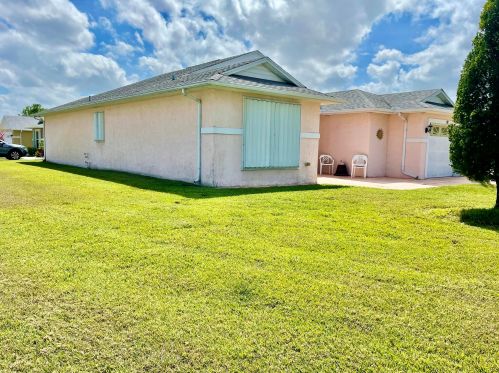 676 Malayan Ct, Fort Pierce FL  34982-3938 exterior