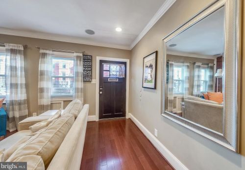 1826 18th St, Washington DC 20009-1707 exterior