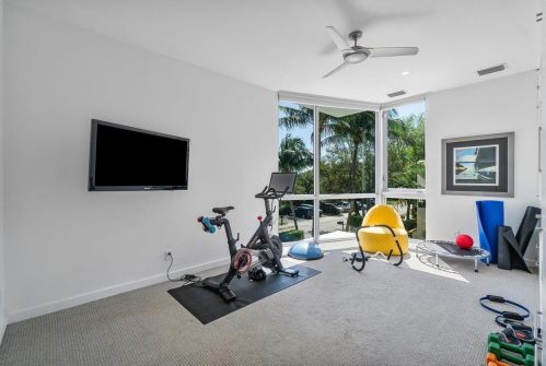 318 7 Ave, Delray Beach FL 33483-5555 exterior