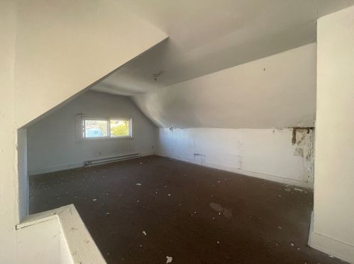 1110 Craig St, Mckeesport PA  15132-1901 exterior