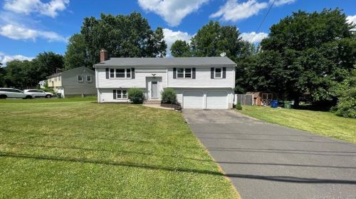 136 Prospect Hill Rd, Windsor, CT 06095-1641