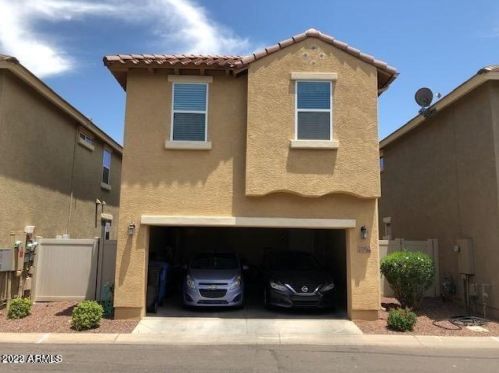 1063 Agnes Ln, Gilbert, AZ 85296-1459