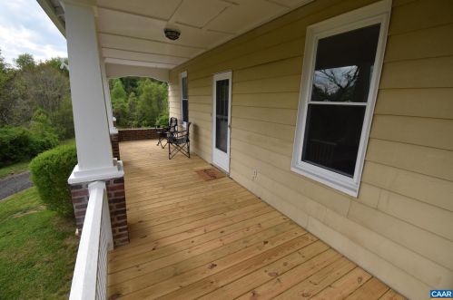 115 Madison Rd, Stanardsville VA  22973-2934 exterior